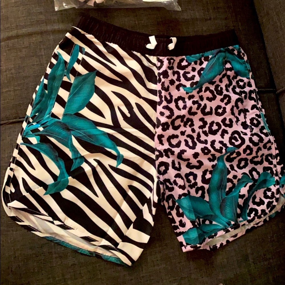 I have a two piece for a male. Fashionnova men